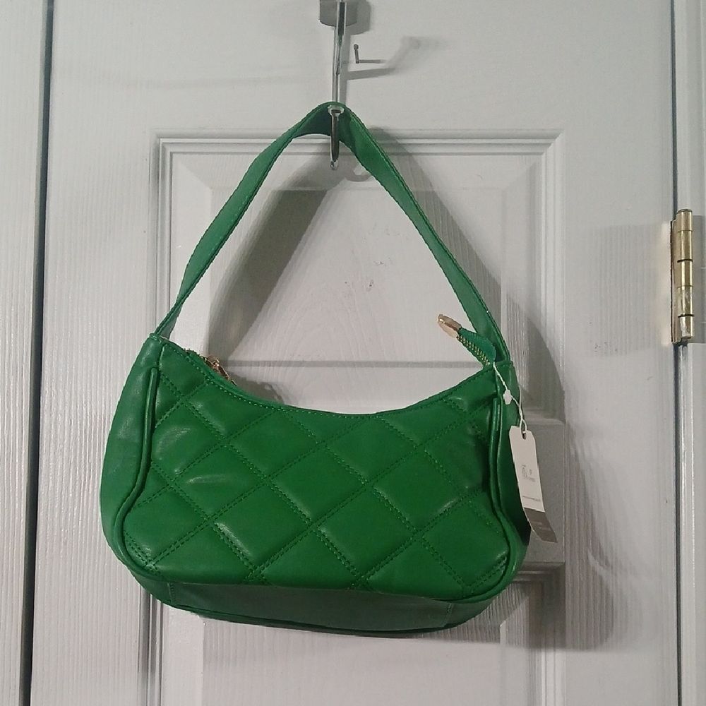 Green quilted short handle handbag purse  NWT